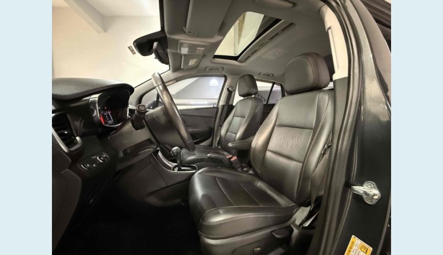 CHEVROLET TRACKER - CINZA - 2019 Foto 10 (Grande)