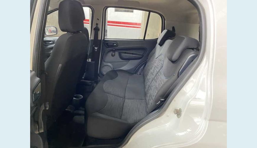 FIAT UNO ATTRACTIVE 1.0 8V FLEX 4P - BRANCO - 2020 Foto 10 (Grande)