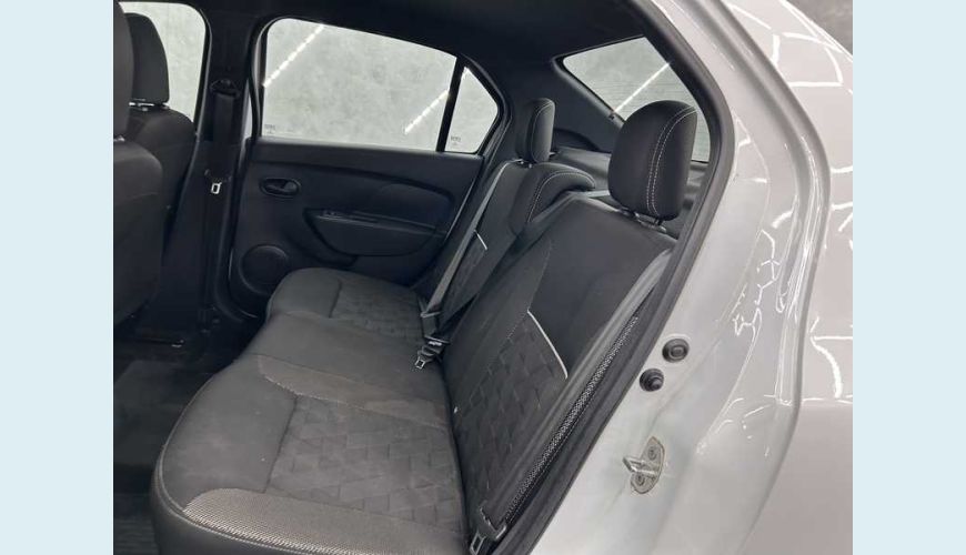 RENAULT LOGAN ZEN 1.0 12V SCE FLEX - BRANCO - 2023 Foto 10 (Grande)