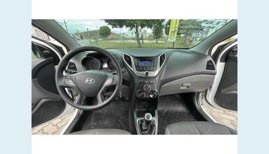 HYUNDAI HB 20S 1.6 COMFORT STYLE FLEX - BRANCO - 2015 Foto 10 (Grande)