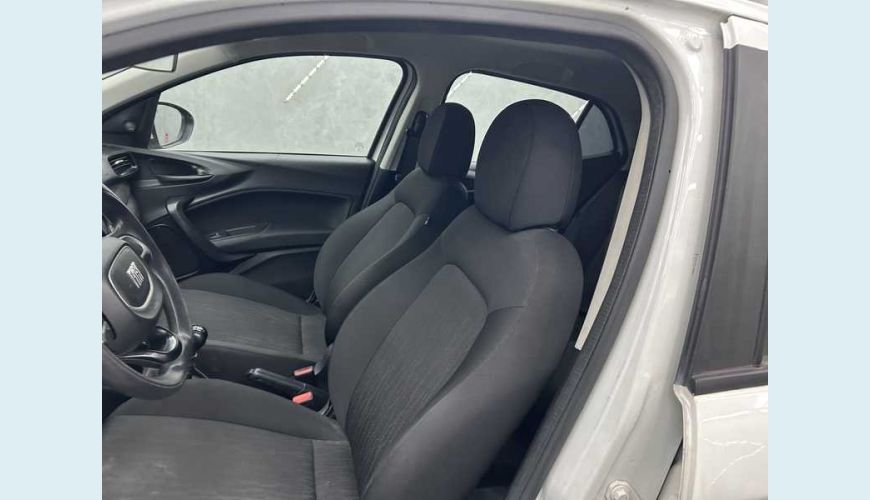 FIAT ARGO DRIVE 1.0 FLEX - BRANCO - 2023 Foto 10 (Grande)