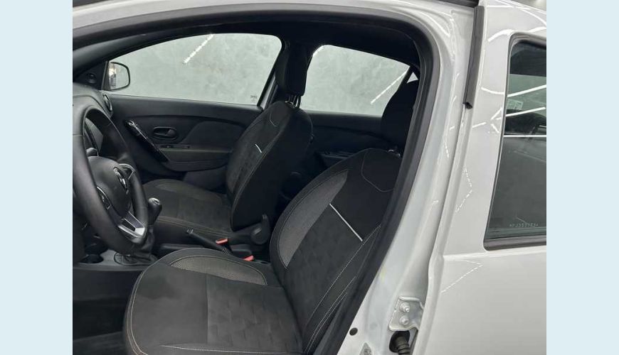 RENAULT LOGAN ZEN 1.0 12V SCE FLEX - BRANCO - 2023 Foto 10 (Grande)