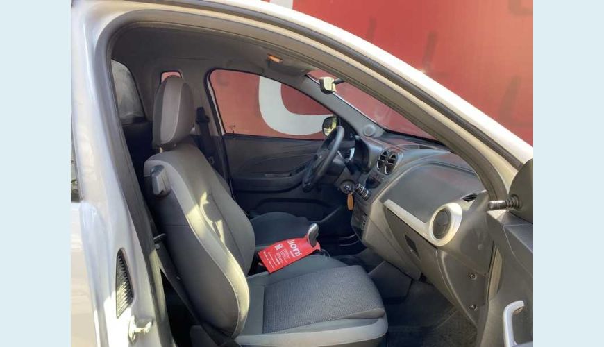 CHEVROLET MONTANA LS 1.4 FLEX - BRANCO - 2020 Foto 10 (Grande)