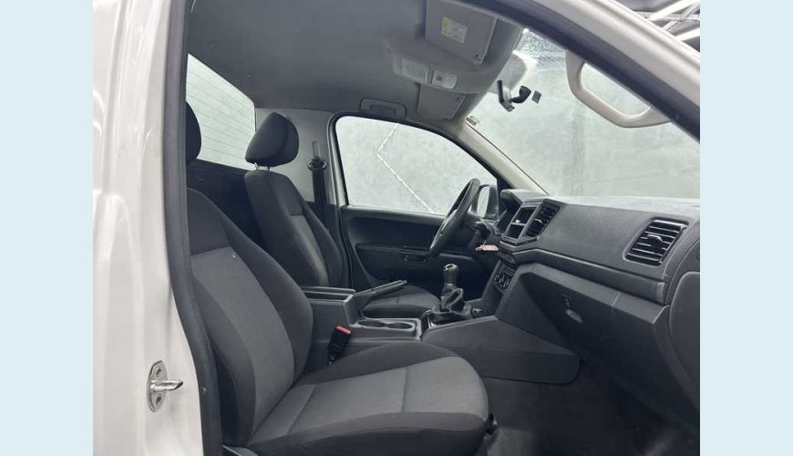 VOLKSWAGEN AMAROK 2.0 S 4X4 TDI CS - BRANCO - 2019 Foto 10 (Grande)