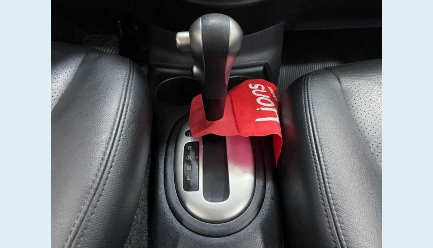 NISSAN VERSA 1.6 16V SV FLEXSTART CVT FLEX - PRATA - 2018 Foto 10 (Grande)