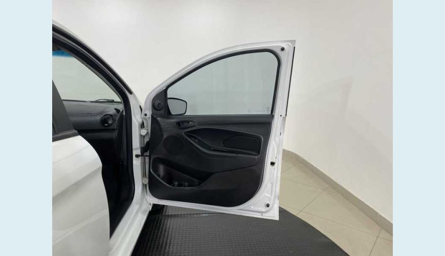 FORD KA SEDAN SE 1.5 12V (FLEX) - BRANCO - 2019 Foto 10 (Grande)