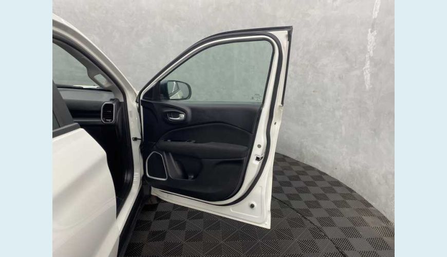 FIAT TORO ENDURANCE 1.8 FLEX AUT. - BRANCO - 2022 Foto 10 (Grande)