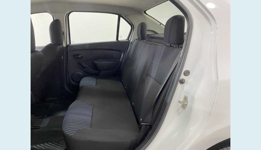 RENAULT LOGAN AUTHENTIQUE 1.0 12V SCE (FLEX) - BRANCO - 2020 Foto 10 (Grande)