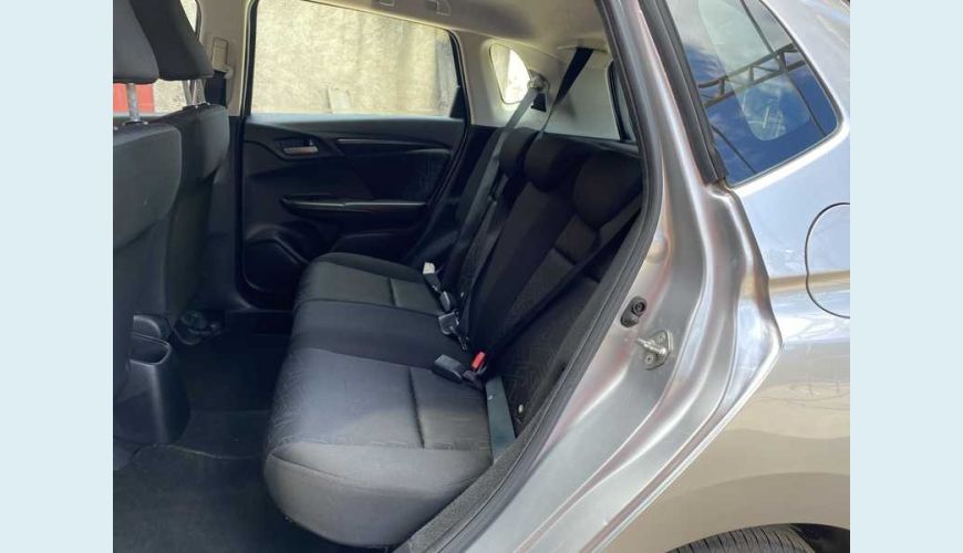 HONDA FIT 1.5 16V LX CVT FLEX - PRATA - 2015 Foto 10 (Grande)