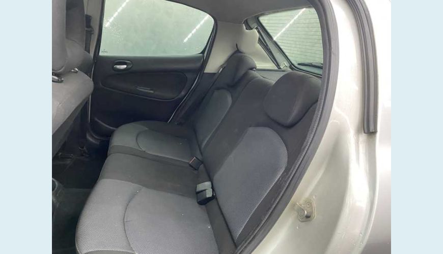 PEUGEOT 207 HATCH XS 1.6 16V FLEX AUT. - PRATA - 2013 Foto 10 (Grande)