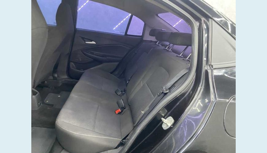 CHEVROLET ONIX PLUS 1.0 LT FLEX - PRETO - 2022 Foto 10 (Grande)