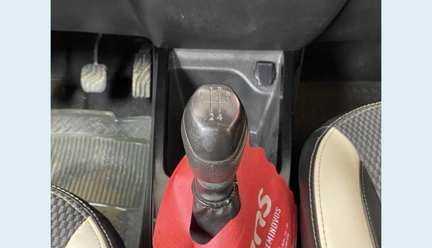 RENAULT KWID INTENSE 1.0 12V SCE FLEX - BRANCO - 2018 Foto 10 (Grande)