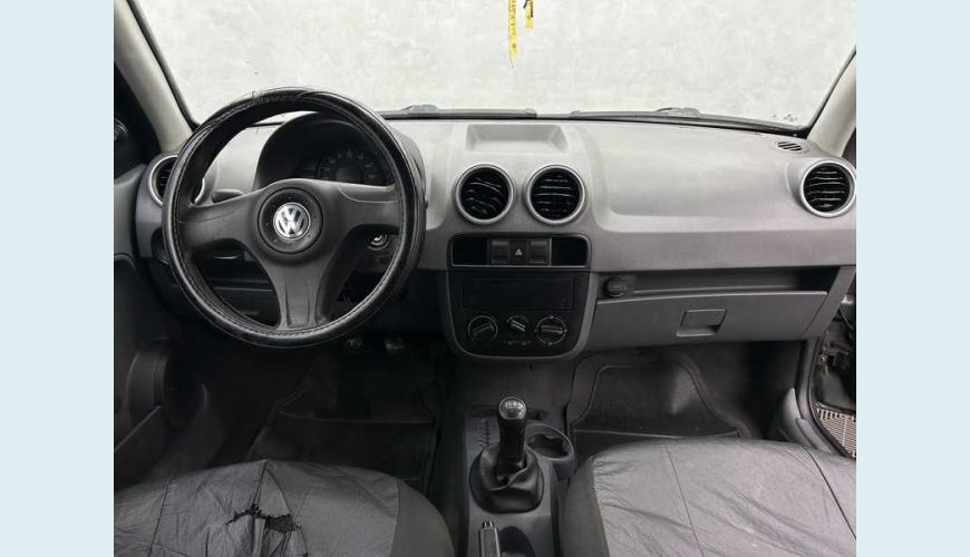 VOLKSWAGEN GOL NOVO 1.0 TEC (FLEX) 2P - CINZA - 2013 Foto 10 (Grande)