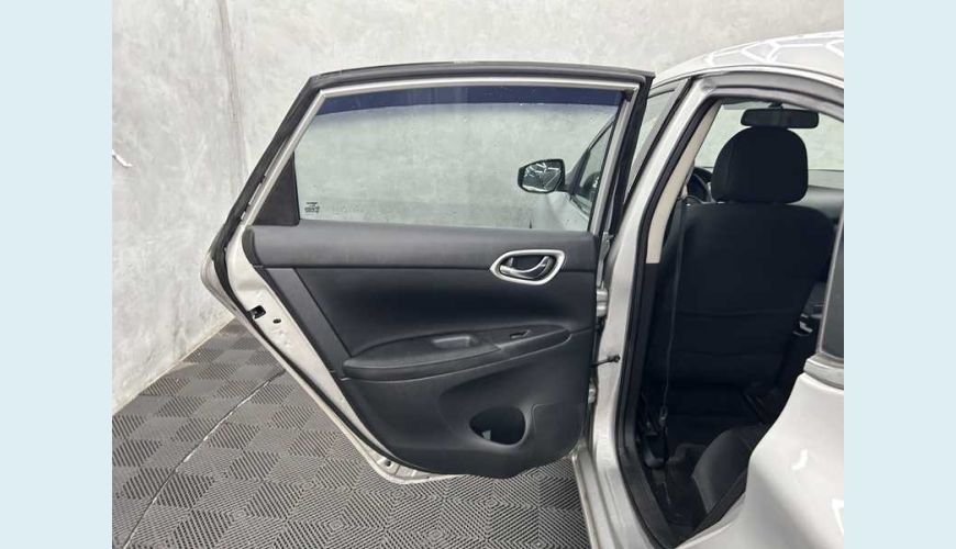 NISSAN SENTRA S 2.0 16V CVT (FLEX) - PRATA - 2019 Foto 10 (Grande)