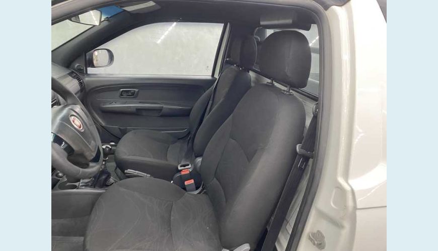 FIAT STRADA HARD WORKING 1.4 FLEX CS - BRANCO - 2020 Foto 10 (Grande)