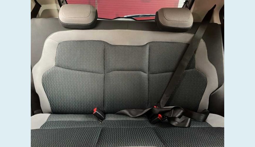 CHEVROLET ONIX 1.0 LT SPE/4 - PRATA - 2015 Foto 10 (Grande)