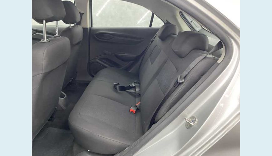 CHEVROLET ONIX 1.0 JOY SPE/4 - PRATA - 2018 Foto 10 (Grande)