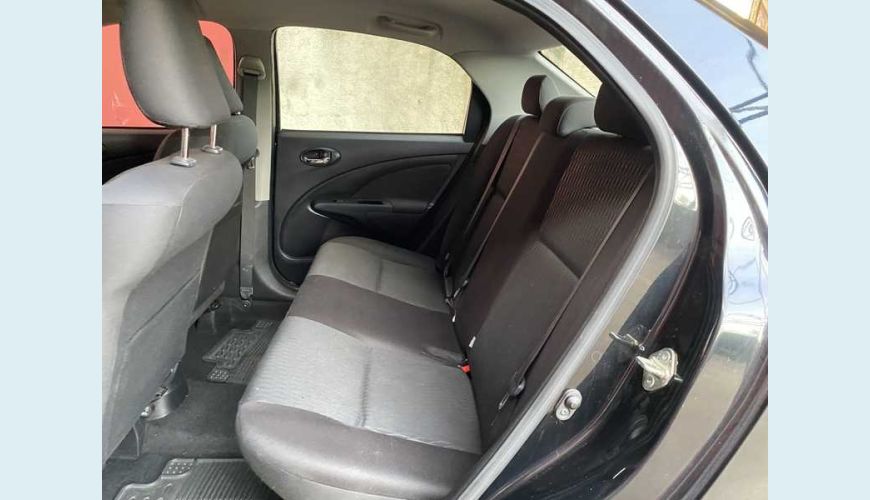 TOYOTA ETIOS SEDAN X PLUS 1.5 AUT. FLEX - PRETO - 2020 Foto 10 (Grande)
