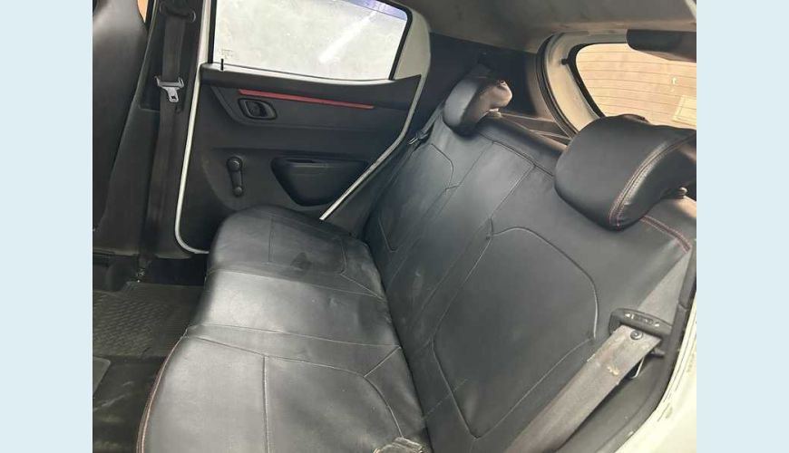 RENAULT KWID ZEN 1.0 12V SCE (FLEX) - BRANCO - 2018 Foto 10 (Grande)