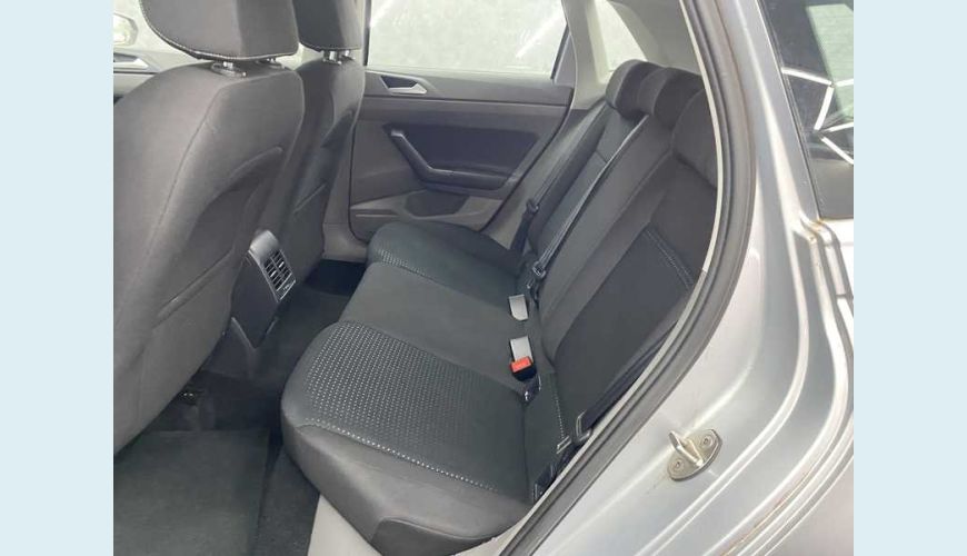 VOLKSWAGEN POLO 1.0 200 TSI COMFORTLINE (AUT) (FLEX) - PRATA - 2019 Foto 10 (Grande)