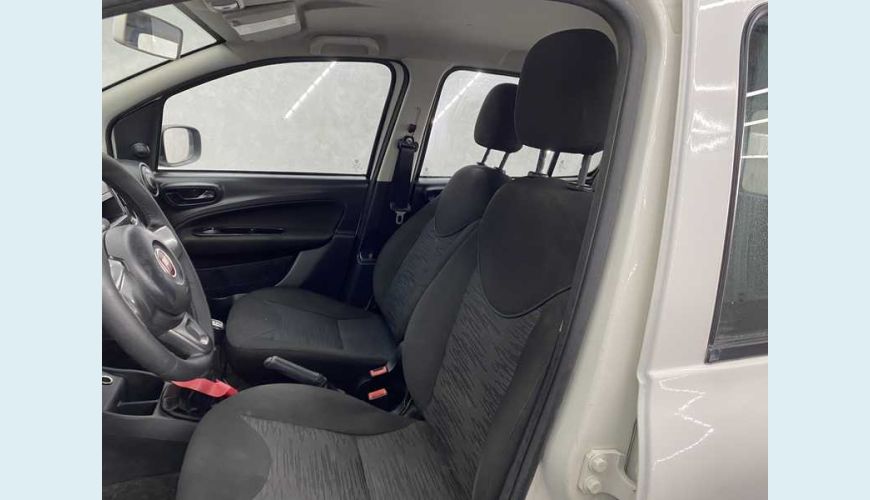 FIAT UNO ATTRACTIVE 1.0 8V (FLEX) 4P - BRANCO - 2020 Foto 10 (Grande)