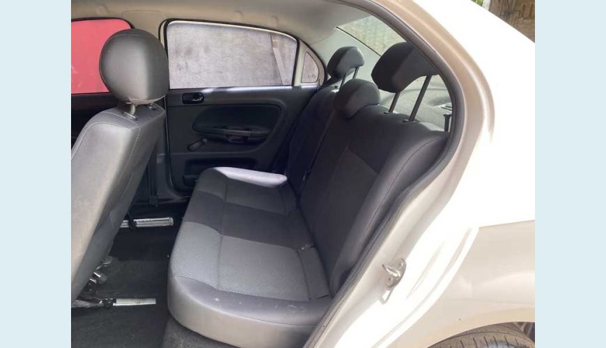 VOLKSWAGEN VOYAGE 1.6 MSI 8V (FLEX) - BRANCO - 2021 Foto 10 (Grande)