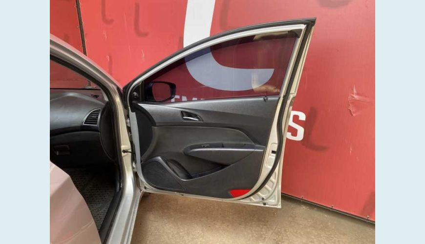 HYUNDAI HB 20 1.0 COMFORT PLUS (FLEX) - PRATA - 2018 Foto 10 (Grande)