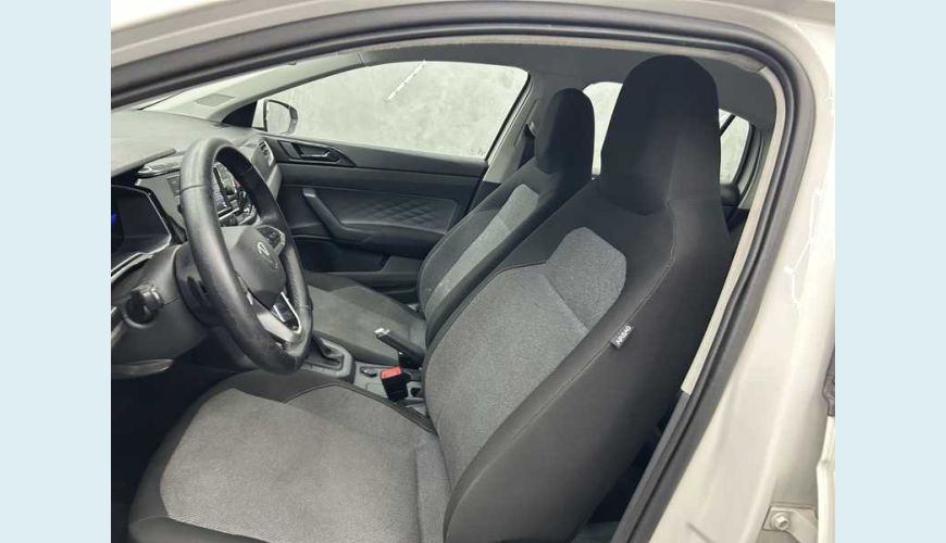 VOLKSWAGEN VIRTUS TSI 1.0 FLEX 12V 4P MEC. - BRANCO - 2023 Foto 10 (Grande)