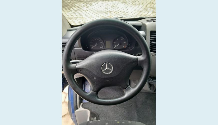 MERCEDES-BENZ SPRINTER 2.2 FURGÃO STREET 311 CDI DIESEL 3P MANUAL - AZUL - 2013 Foto 10 (Grande)