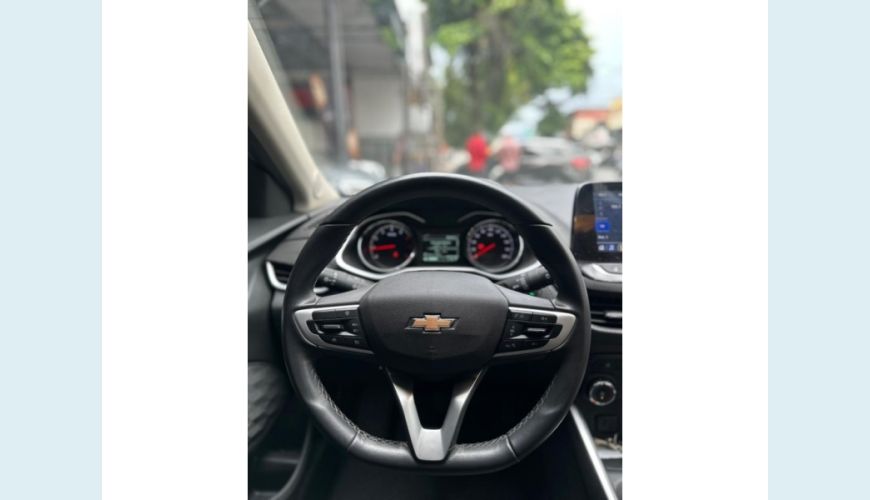 CHEVROLET ONIX - PRATA - 2024 Foto 10 (Grande)