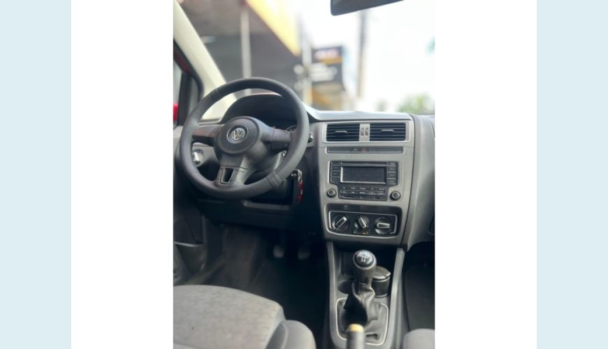 VOLKSWAGEN FOX - VERMELHO - 2015 Foto 10 (Grande)
