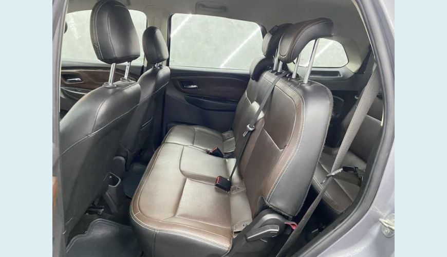 CHEVROLET SPIN PREMIER 7S 1.8 (AUT) (FLEX) - CINZA - 2020 Foto 10 (Grande)