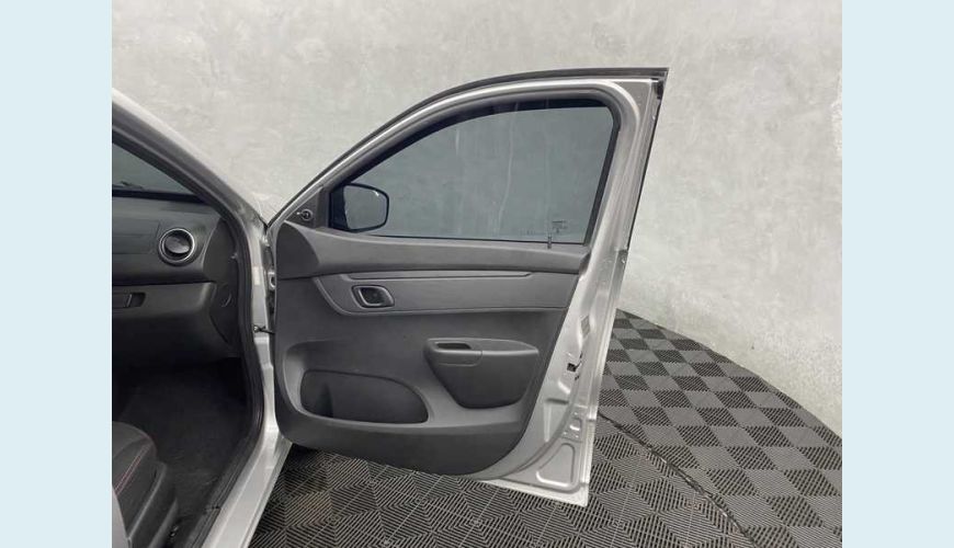 RENAULT KWID ZEN 1.0 12V SCE (FLEX) - PRATA - 2021 Foto 10 (Grande)