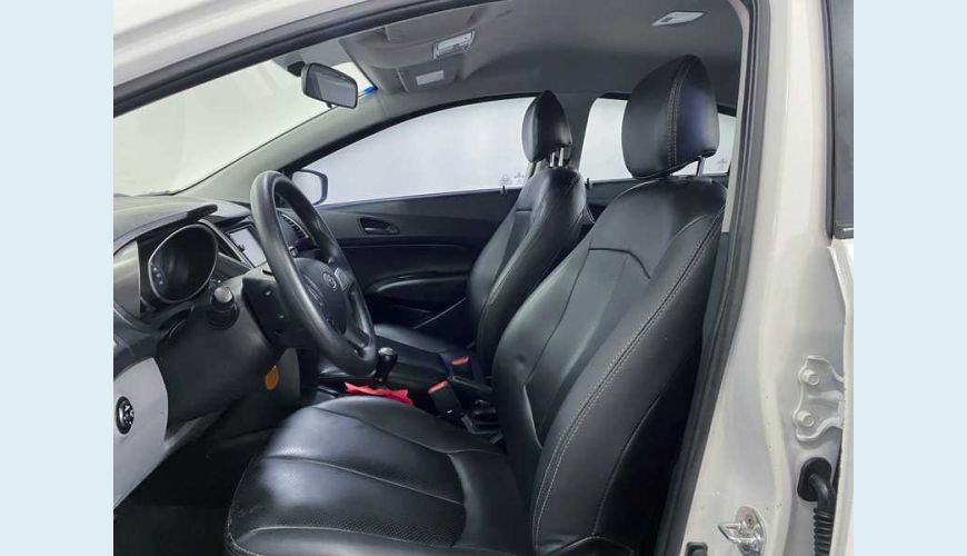 HYUNDAI HB 20S 1.0 COMFORT STYLE TURBO (FLEX) - BRANCO - 2016 Foto 10 (Grande)