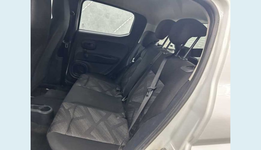 FIAT MOBI LIKE 1.0 (FLEX) - BRANCO - 2021 Foto 10 (Grande)