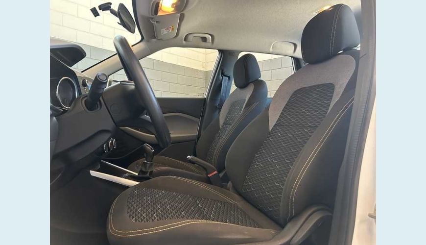 CHEVROLET MONTANA LT 1.2 TURBO - BRANCO - 2023 Foto 10 (Grande)