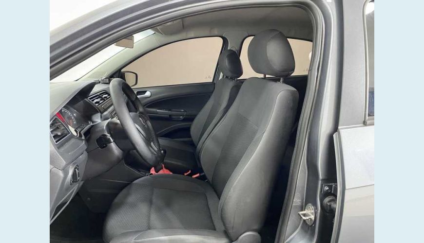 VOLKSWAGEN GOL 1.6 MSI (FLEX) - CINZA - 2019 Foto 10 (Grande)