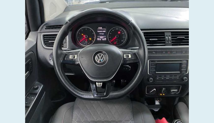 VOLKSWAGEN CROSSFOX 1.6 16V MSI (FLEX) - PRATA - 2016 Foto 10 (Grande)