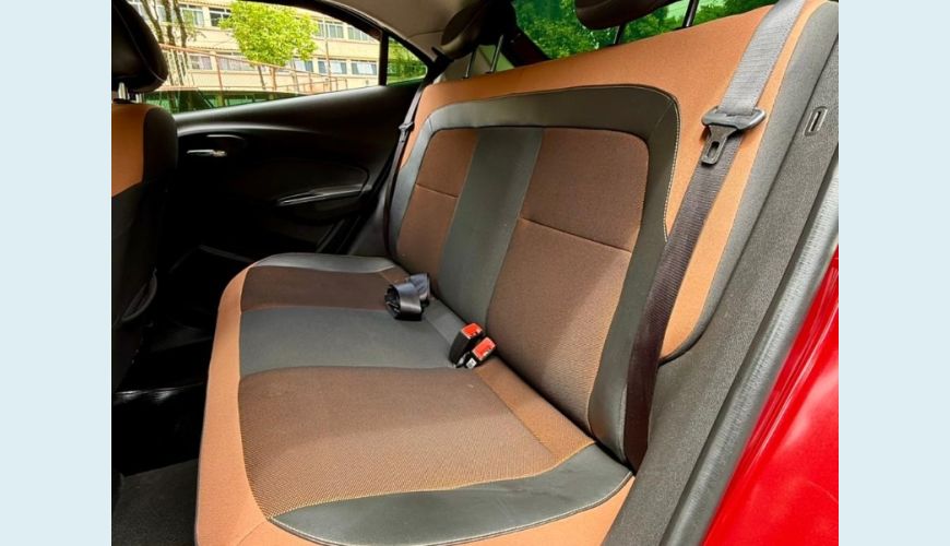 CHEVROLET ONIX HATCH ACTIV 1.4 8V FLEX 5P AUT. - VERMELHO - 2018 Foto 10 (Grande)