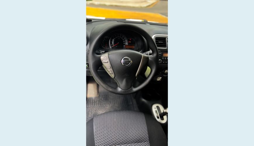 NISSAN MARCH SV 1.6 16V FLEXSTART 5P AUT. - BRANCO - 2017 Foto 10 (Grande)