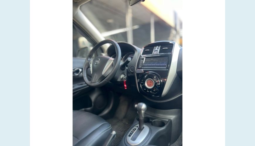 NISSAN VERSA - CINZA - 2021 Foto 10 (Grande)
