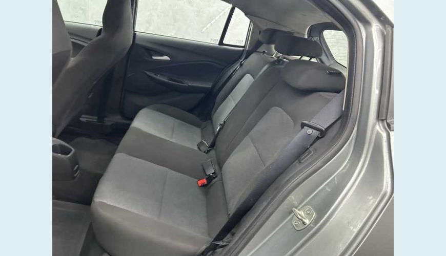 CHEVROLET ONIX 1.0 FLEX MANUAL 4P - PRATA - 2024 Foto 10 (Grande)