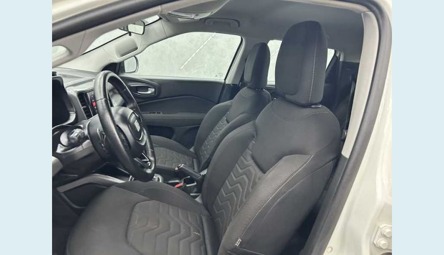 FIAT TORO FREEDOM 1.3 TURBO FLEX AUT. 4P - BRANCO - 2023 Foto 10 (Grande)