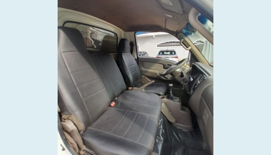 HYUNDAI HR 2.5 TCI HD DIESEL MANUAL 2P - BRANCO - 2016 Foto 10 (Grande)