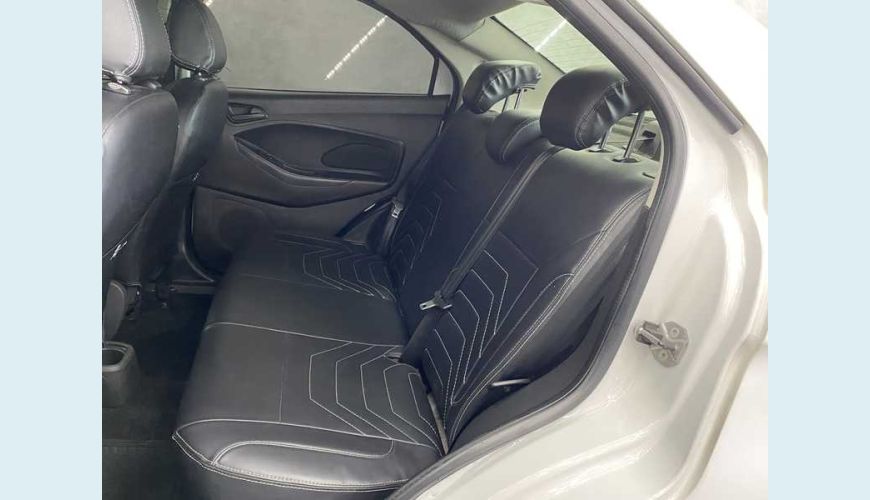 FORD KA SE PLUS 1.0 FLEX MANUAL 4P - BRANCO - 2019 Foto 10 (Grande)