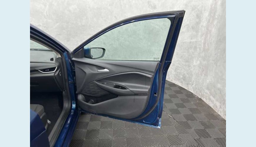 CHEVROLET ONIX LT 1.0 TURBO FLEX MANUAL 4P - AZUL - 2024 Foto 10 (Grande)