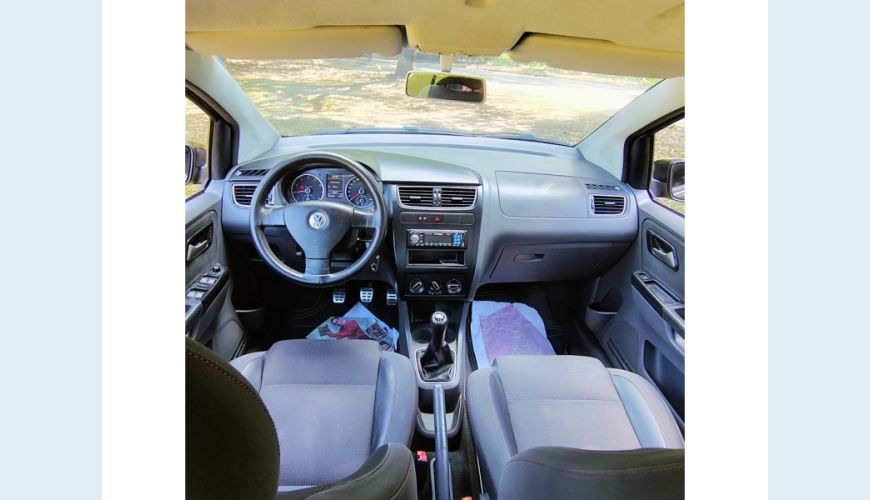 VOLKSWAGEN FOX FLEX MANUAL 4P - PRETO - 2010 Foto 10 (Grande)