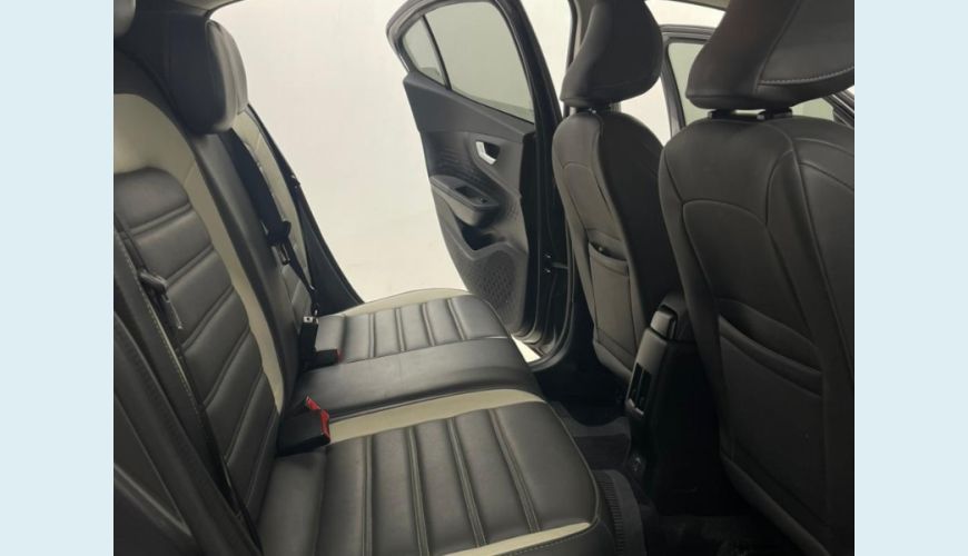 FIAT FASTBACK DRIVE 1.0 FLEX AUT. 4P - CINZA - 2024 Foto 10 (Grande)