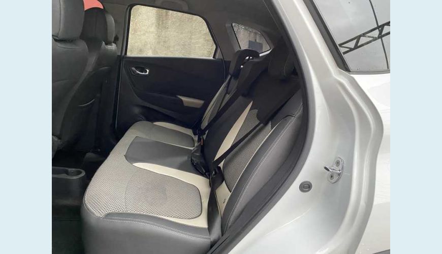 RENAULT CAPTUR INTENSE 1.6 16V FLEX AUT. 4P - BRANCO - 2019 Foto 10 (Grande)