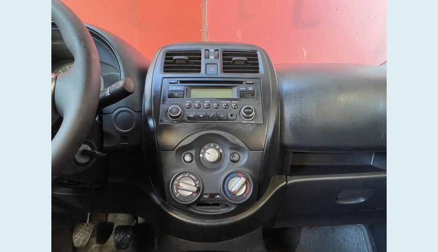 NISSAN MARCH S 1.0 12V FLEX MANUAL 4P - BRANCO - 2019 Foto 10 (Grande)